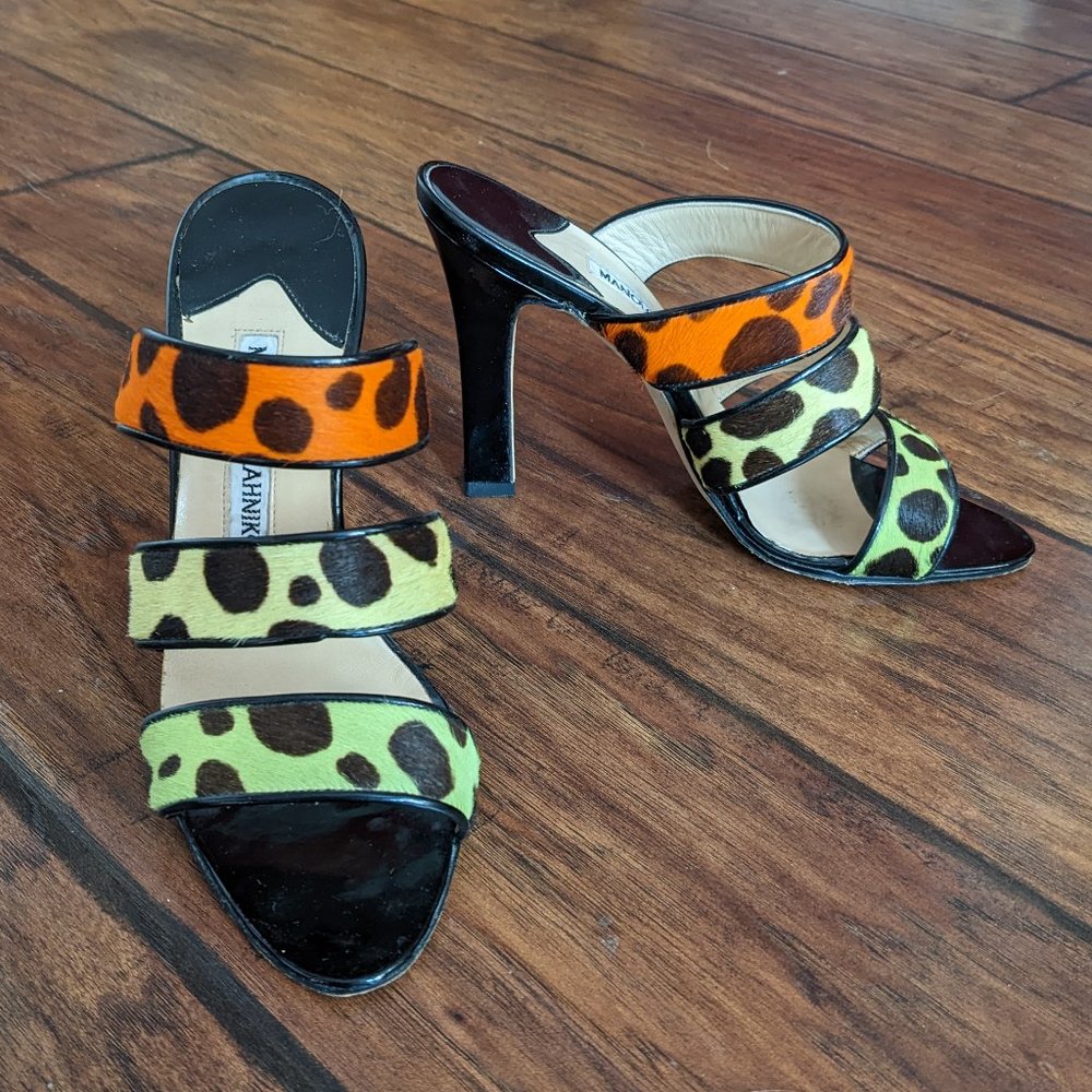 Manolo Blahnik Black and Orange Heels Elegant Design